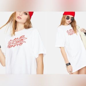 Love graphic tee. Short sleeve